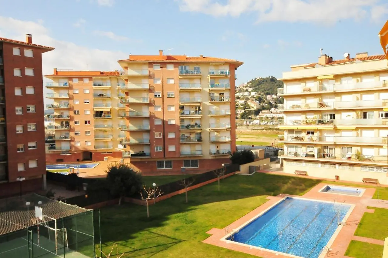 Homeholidaysrentals Light Santa Susanna Apartamento